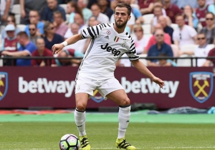 UEFA CIJENI IGRE NAŠEG REPREZENTATIVCA: Miralem Pjanić u idealnoj ekipi Lige prvaka!