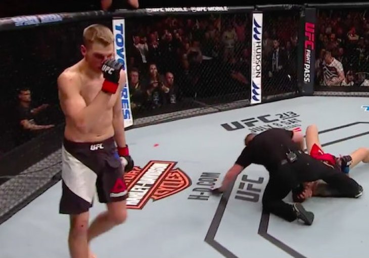 DAN HOOKER NAKON BRUTALNOG NOKAUTA: Uhvatio sam ga s tim koljenom...Sreća – ništa drugo!