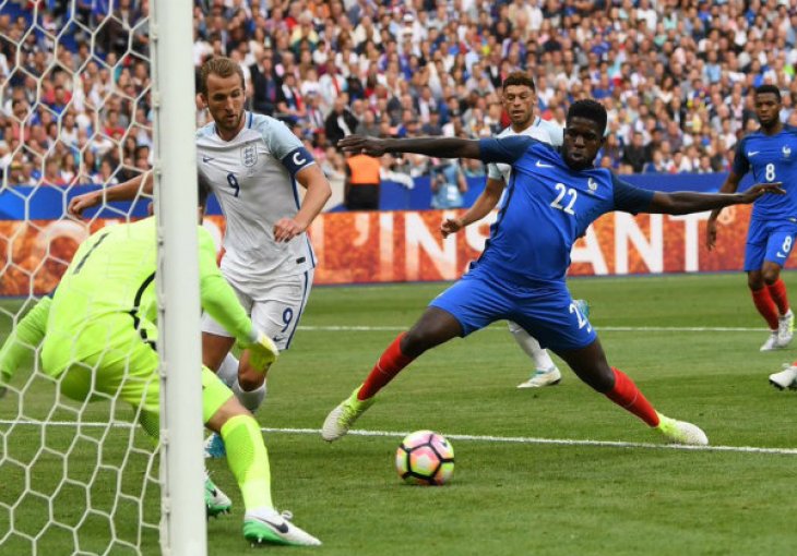 LJEPOTICA NA STADE DE FRANCEU: Galski pijetlovi sa 10 igrača slavili pobjedu protiv Gordog Albiona!