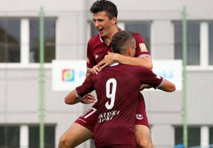 SLOVACI GA ŽELE NAZAD: Trenčin od Sarajeva otkupljuje ugovor davedesetogodišnjeg Hamze Čatakovića?!