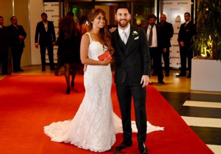 VJENČANJE GODINE: Messi i Antonella stali na ludi kamen, na ceremoniji prisustvovalo 260 zvanica!