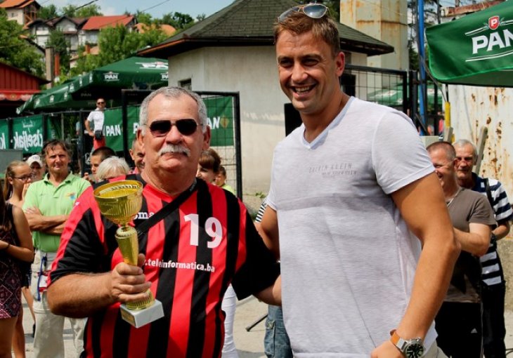 DRUGI MEĐUNARODNI TURNIR VETERANA: Pobjednici Sloboda i All Stars West!