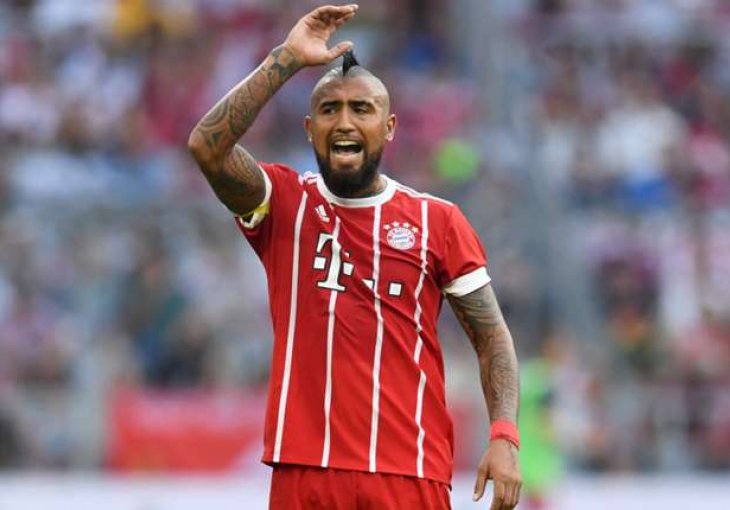 UŽIVO: Vidal se dogovorio, Chelsea kvari posao Redsima, bogatstvo ponuđeno za Sancheza