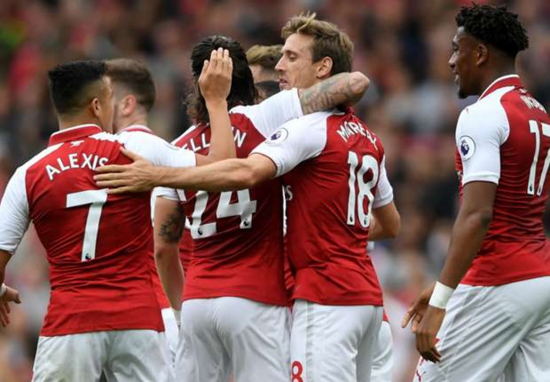 nacho-monreal-goal-alexis-sanchez-hector-bellerin-alex-iwobi-arsenal