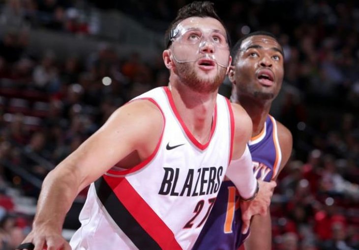 Portland slavio protiv New Orleansa, susret obilježili žestoki dueli Nurkića i Cousinsa