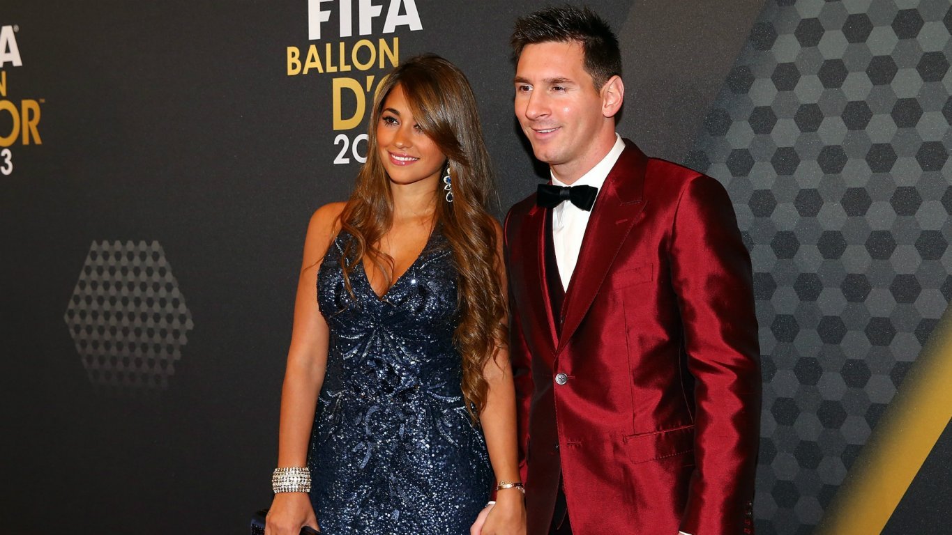 lionel-messi-antonella-roccuzzo-1mcfj5g6d3hdo1b63r3ld0z768