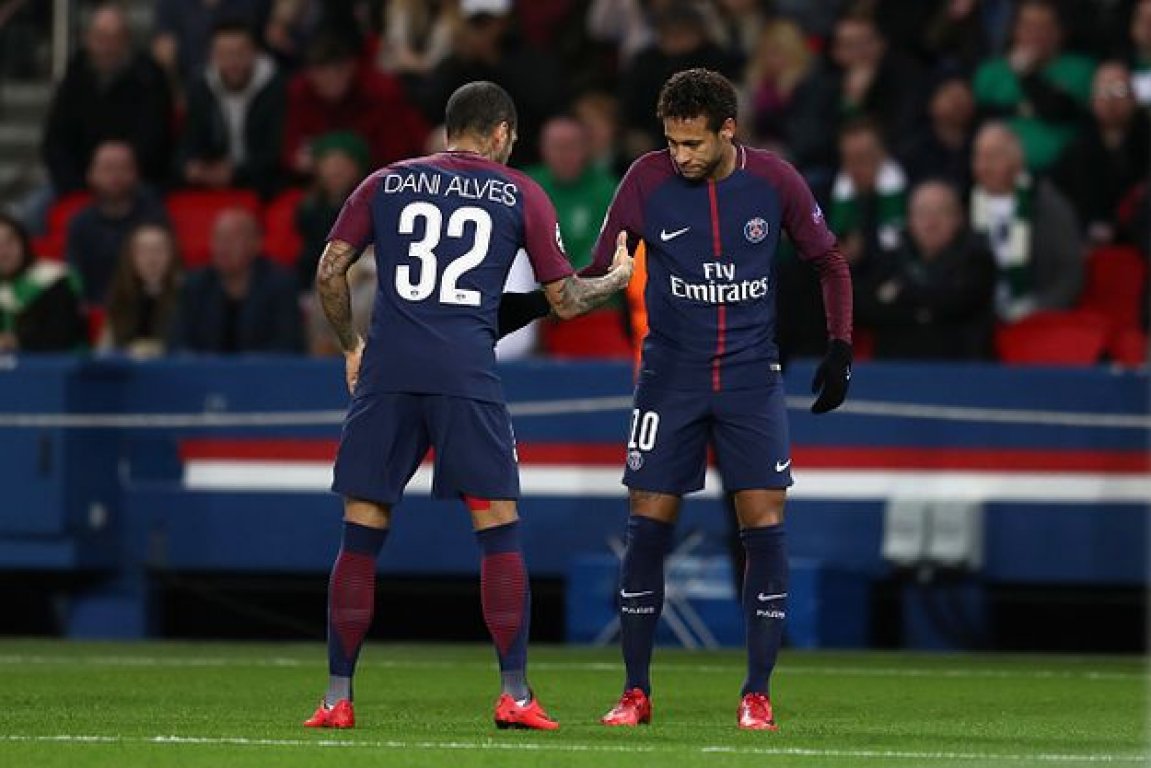 dani-alves-neymar-psg