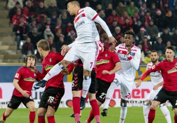 Remi Freiburga i Hamburga