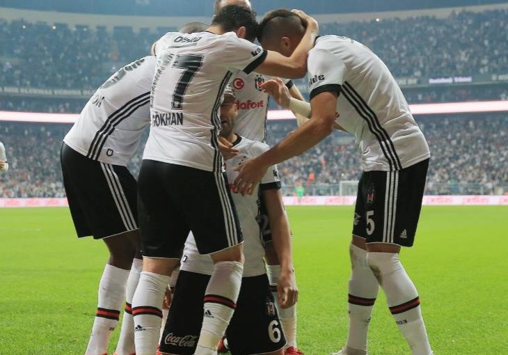 Bešiktaš u derbiju Istanbula pregazio Galatasaray