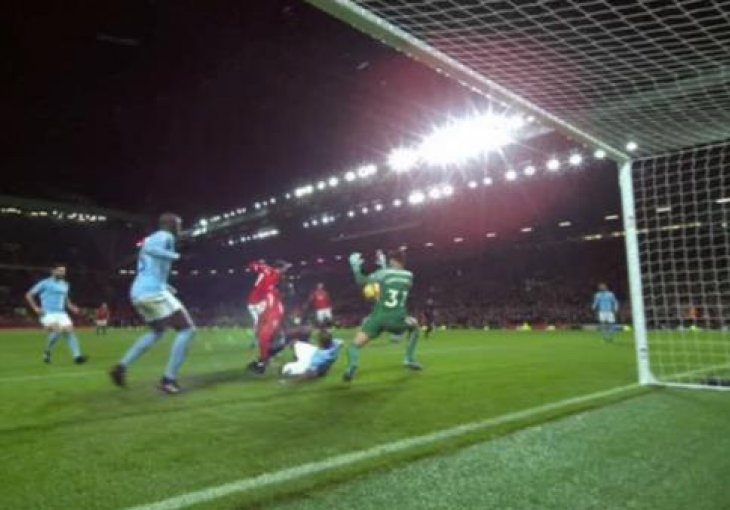 Odbrana decenije: Lukaku šutirao, a onda je Ederson rizikovao svoj život i skinuo nemoguće