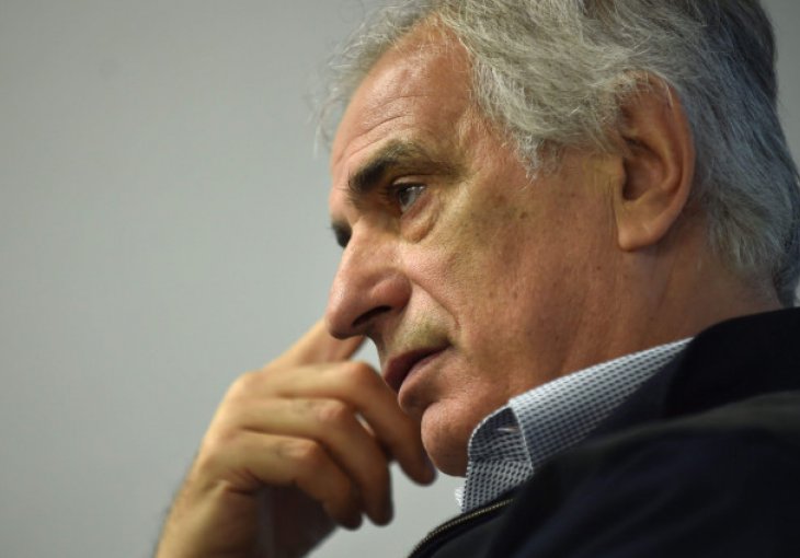 Halilhodžić s kombinovanim timom nadmudrio Lippija