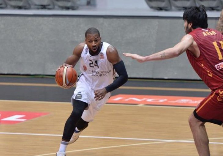 Bešiktaš slavio protiv Galate, Diebler junak domaćih