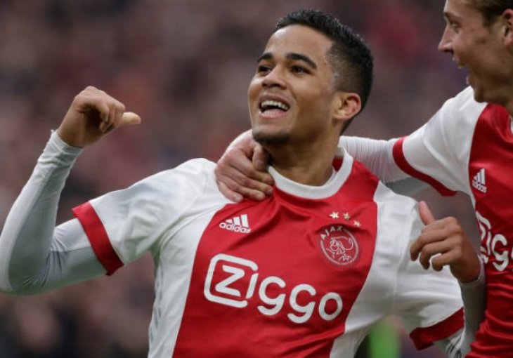 Justin Kluivert ide očevim stopama: Jedan od najslavnijih velikana ga dovodi već u januaru