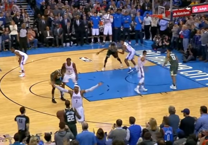 Antetokounmpo sa zvukom sirene magično zakucao, ogromna sudijska greška oštetila Oklahomu
