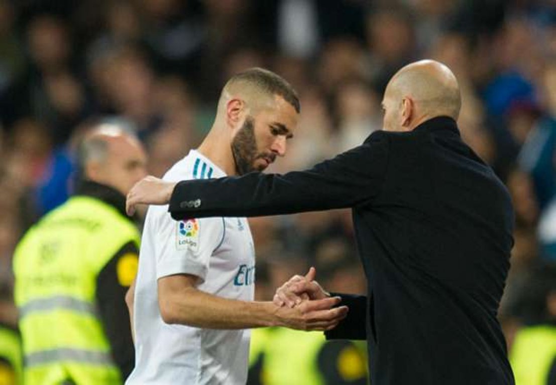 gettyimages-870634258-zidane-benzema-155q1btkwf6lq10efknxu8ilad