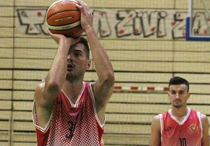 OKK Sloboda uručila otkaz dvojici košarkaša