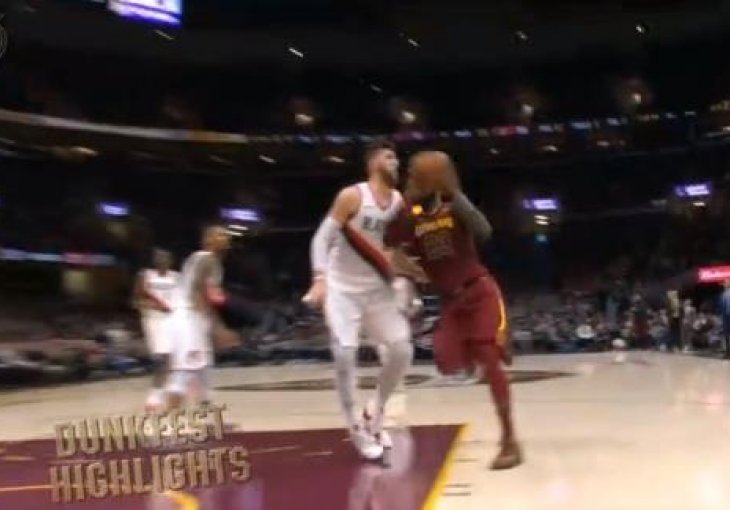 LeBron faulirao Nurkića, a onda ga optužio za simuliranje!