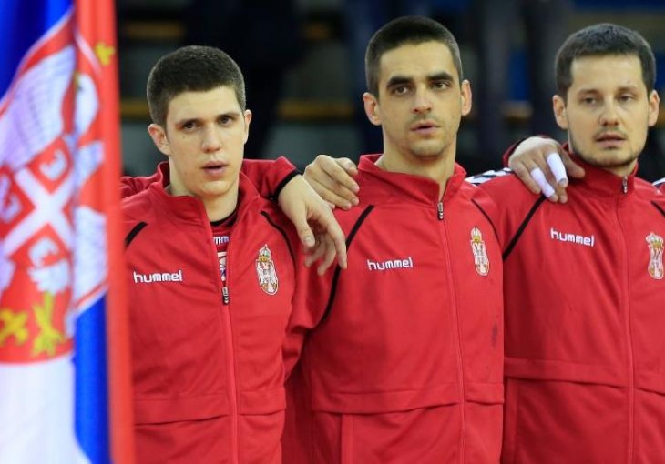 Kapiten Srbije smiruje tenzije: Sa Hrvatima smo dobri drugovi, jedemo isti hljeb...
