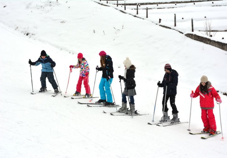 Općina Centar i ‘Centar za sport i rekreaciju’ osigurali besplatnu školu skijanja