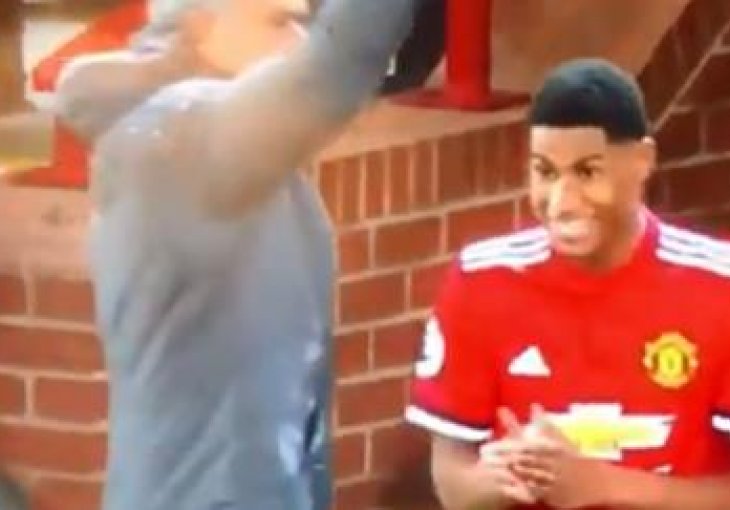 Navijači umiru od smijeha: Otkriveno šta je Rashford rekao Lingardu kada ga je sinoć zamijenio