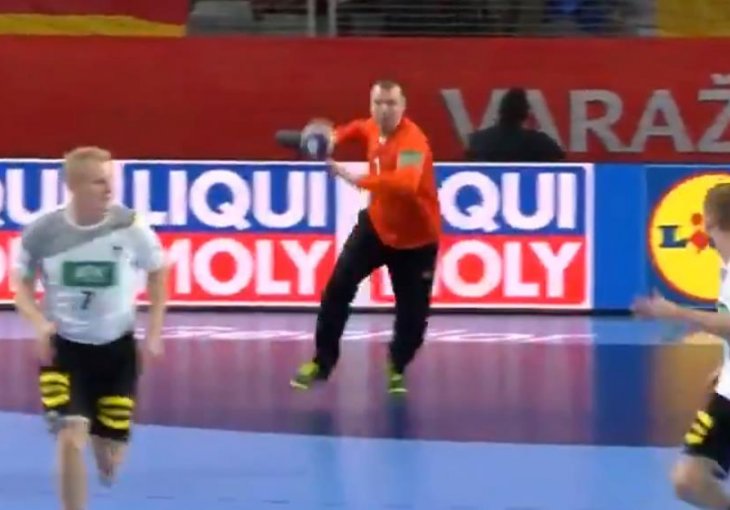 Ovo će se pamtiti: Češki golman zabio gol Nijemcima preko cijelog igrališta!