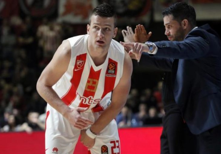 Alen Omić prije spavanja poslao poruku svim navijačima Zvezde