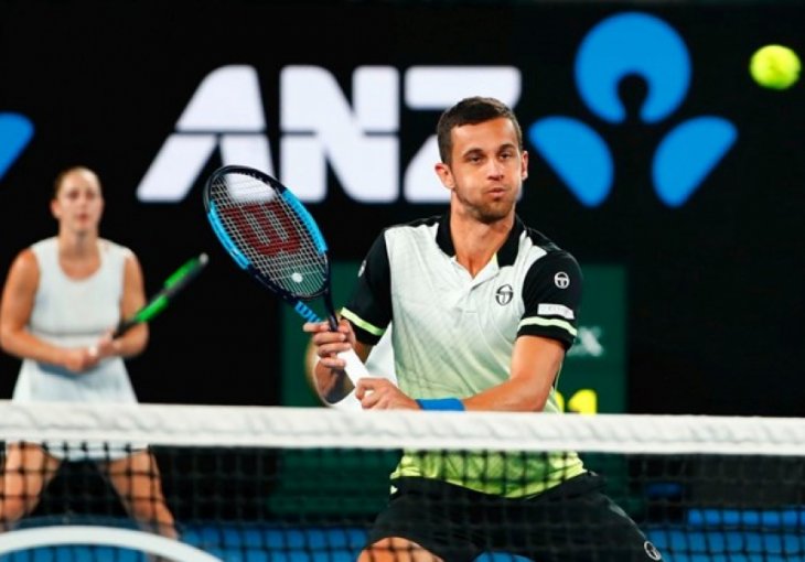 Dalmatinac neočekivano ispisao historiju: U samo 16 sati razmaka dvaput osvojio Australian Open, a u Splitu nisu ni čuli za njega