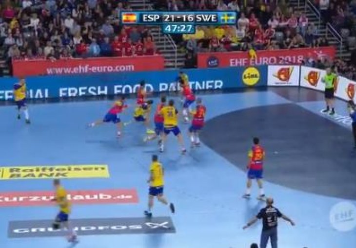 Dvorana skočila na noge: Arpad Šterbik ovom je odbranom odveo Špance do zlata!