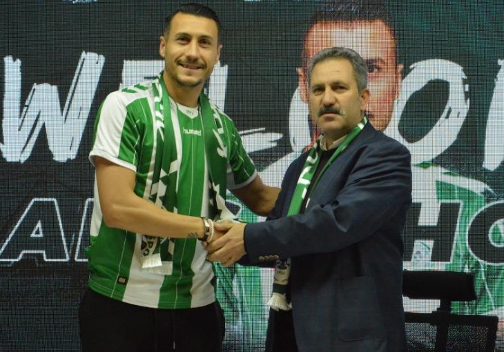 Jahović na debiju spasio Konyaspor u 91. minuti protiv Galatasaraya