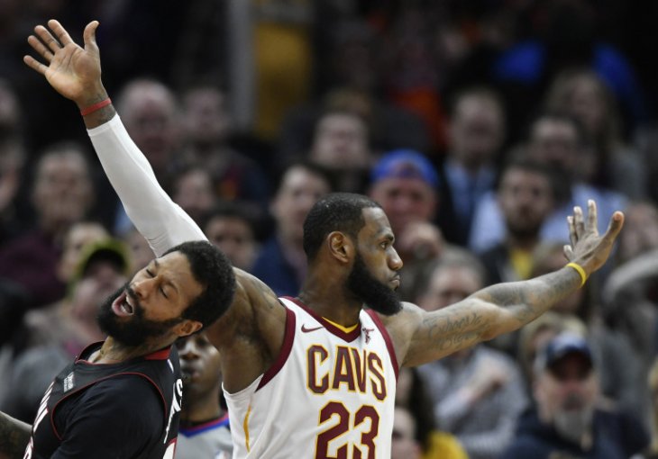 Briljantni LeBron odlučio u zadnjoj sekundi, Sunsi potonuli na 48 razlike, Rocketsi prešli i Miami