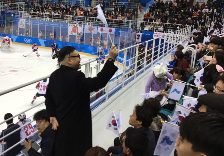 Lažni Kim Jong izazvao pometnju na Olimpijskim igrama: Samo je htio da se druži sa čirlidersicama, ali policija...