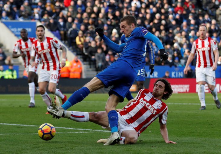 Leicester i Stoke podijelili bodove, komičan autogol obilježio meč