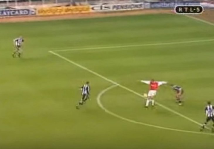 MAJSTORIJA KOJA SE I DANAS PREPRIČAVA: Prije 16 godina je Bergkamp zabio 