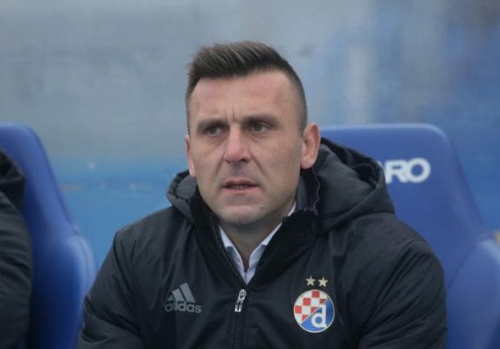 Dinamo ostao bez trenera