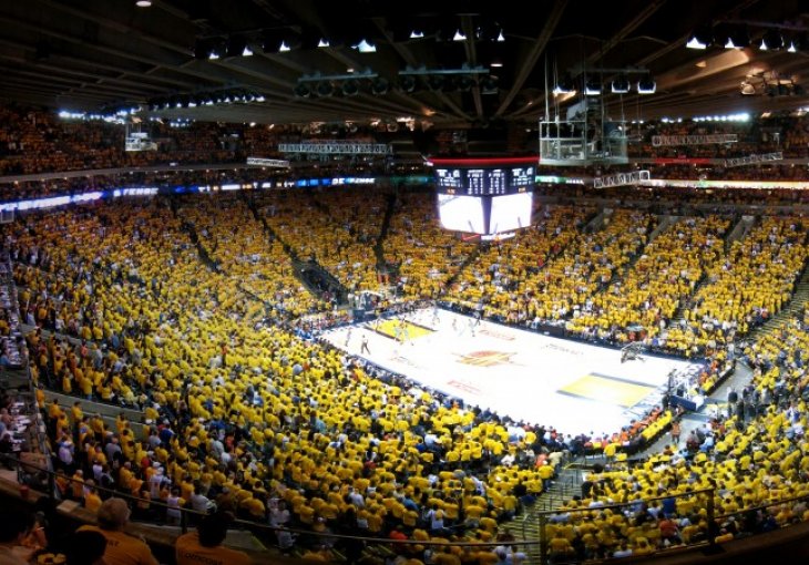 Houston prvi na zapadu NBA lige osigurao playoff
