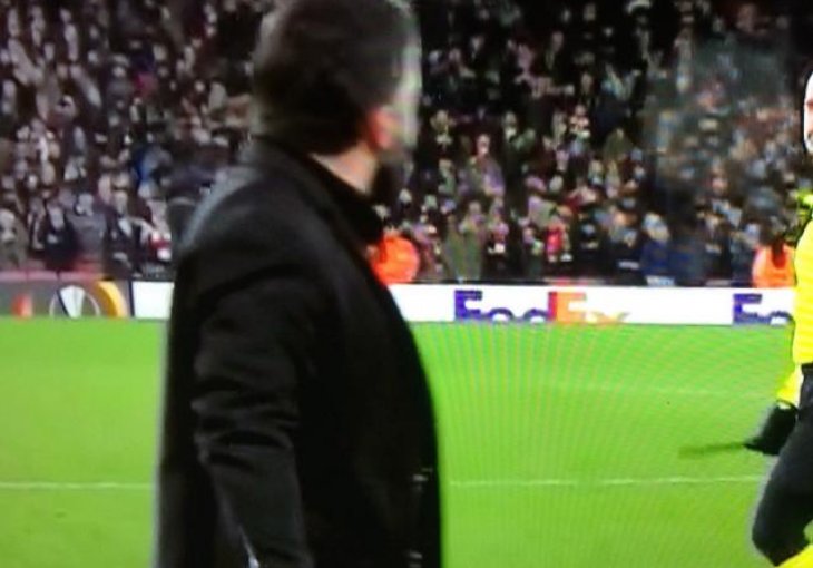 Gattuso u svom stilu: Od bijesa uzeo loptu i gađao igrača Arsenala!