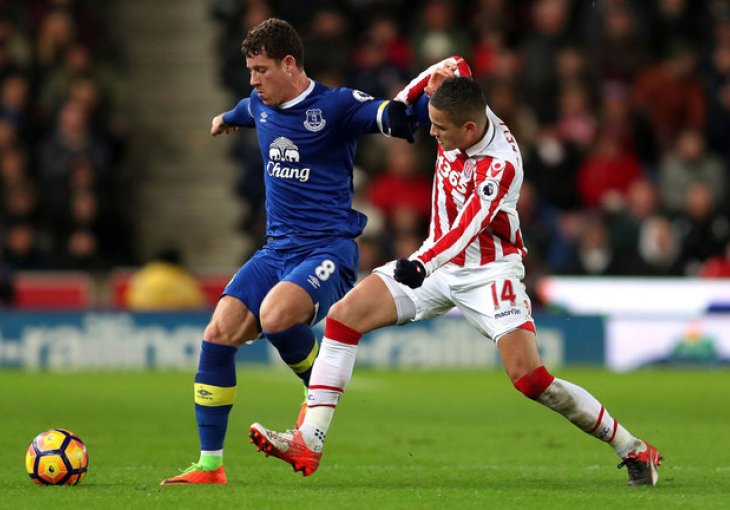 IBRAHIM AFELLAY DOTAKAO SAMO DNO Nekadašnja velika nada gore od ovoga nije mogla