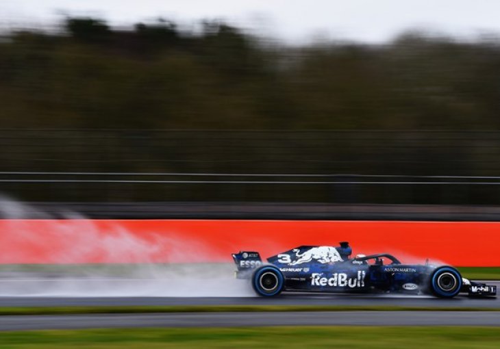 OČEKUJE NAS SPEKTAKL Novi asfalt na legendarnoj stazi ubrzat će F1 bolide za sekundu po krugu