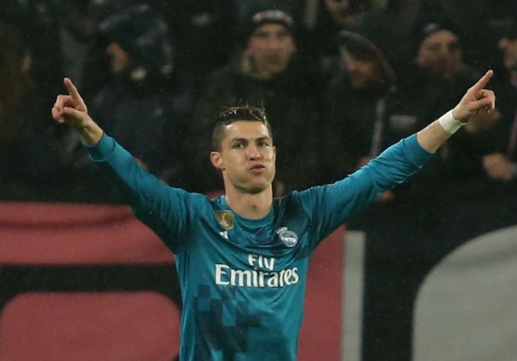 POGLEDAJTE KAKO DANAS IZGLEDAJU SPORTSKE NASLOVNICE Marsovac razbio Juventus, sa koje je on platene?