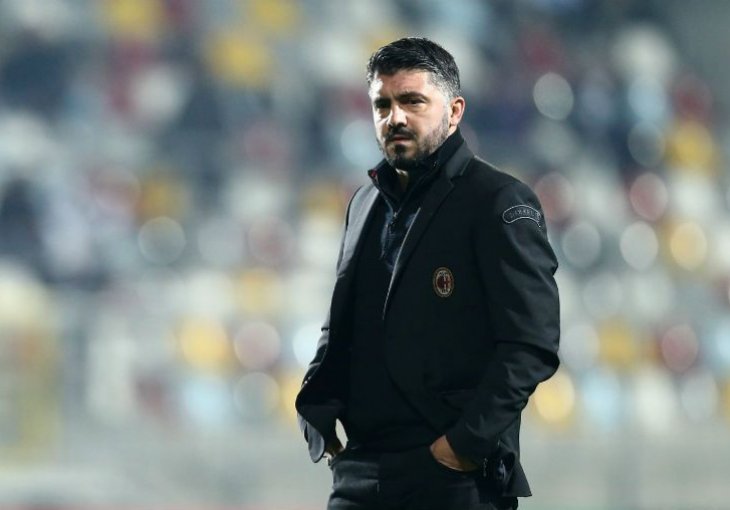 Nevjerovatna konferencija Gennara Gattusa: Da je moj dedo imao tri jaja bio bi...