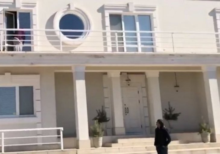 VIDEO Tašta zapucala na legendarnog Ukrajinca: Ispalila je tri metka na mene!