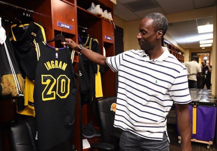 DIRLJIVA I NEVJEROVATNA PRIČA Sa 32. godine sinoć upisao debi za Lakerse i bio drugi strijelac tima