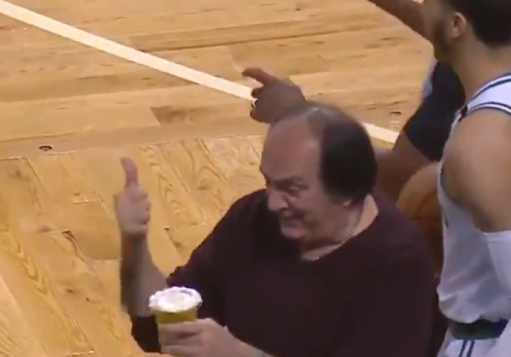 Najbolji potez Playoff-a u NBA ligi viđen je rano jutros, ali pored terena