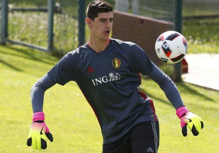 Courtois tuži nekadašnjeg selektora Belgije
