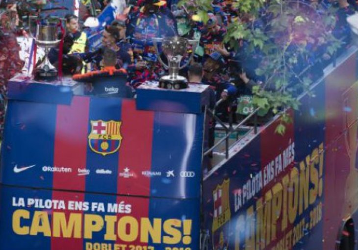 Veliko slavlje na ulicama Barcelone i oproštaj Inijeste