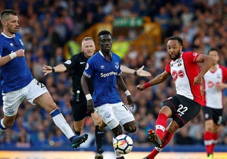 Everton šokirao Southampton u šestoj minuti nadoknade, Championship odjednom veoma blizu