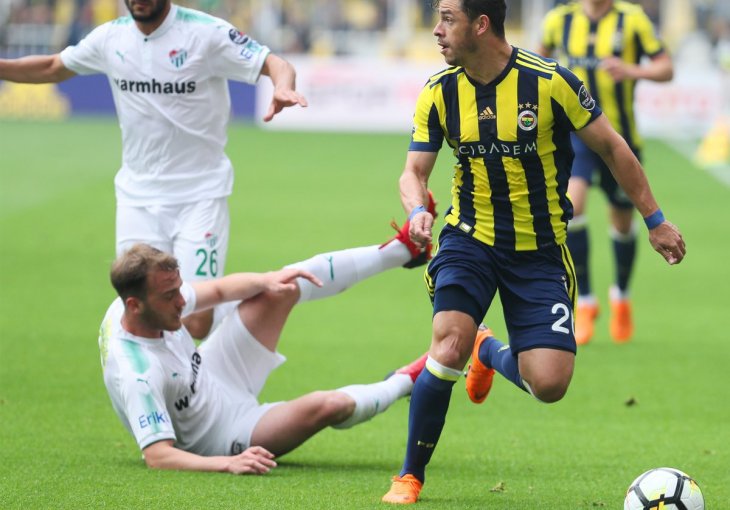 Fenerbahce nestvarnim preokretom ponovo u igri za titulu Turske Super lige