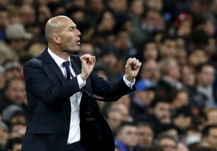 Sve je prštalo od uzbuđenja na Camp Nouu, evo zbog čega je Zidane ušao u svlačionicu Barce