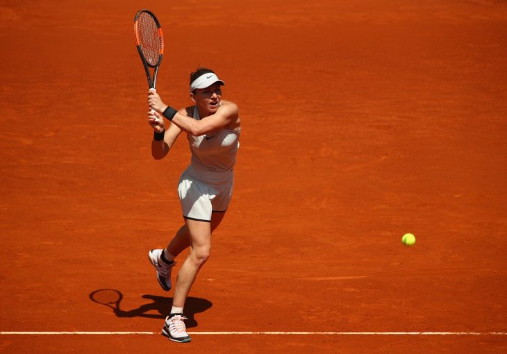 Simona Halep u stilu razbila Pliskovu