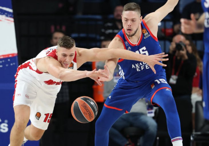 Derbi ostavio Galatasaray bez playoff-a 